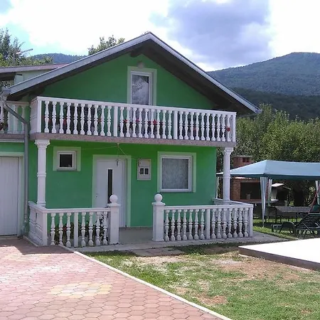 בית נופש Vacation Lejla Bihać